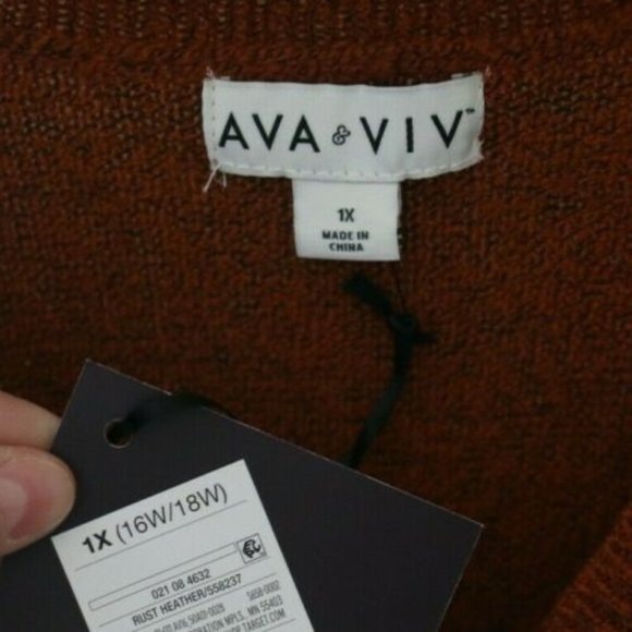 Ava & Viv Rust V-Neck Sweater - Picture 7 of 8